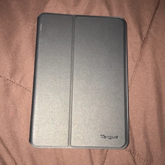 Targus Other - Targus iPad mini case black and gray pre owned